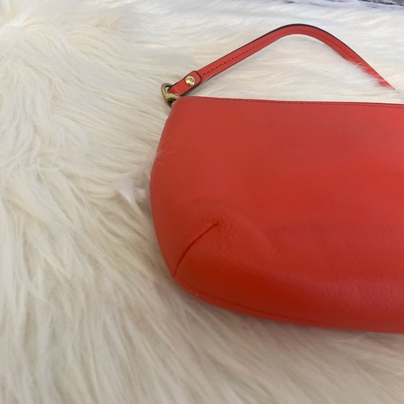 Coach Park Orange Leather Medium Turnlock Wristlet F49472 - Picture 5 of 8